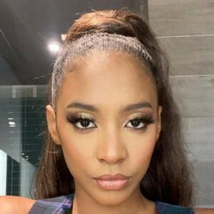 Carlaylee HD Height, Weight, Net Worth, Age, Birthday, Wikipedia, Who, Instagram, Biography