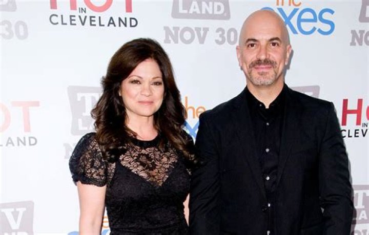 
Is Valerie Bertinelli Still Married To Tom Vitale? Divorce Finalisation And Split Reason 