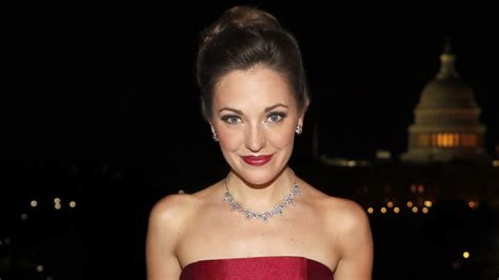 Jamie Bulloch Height, Weight, Net Worth, Age, Birthday, Wikipedia, Who, Instagram, Biography